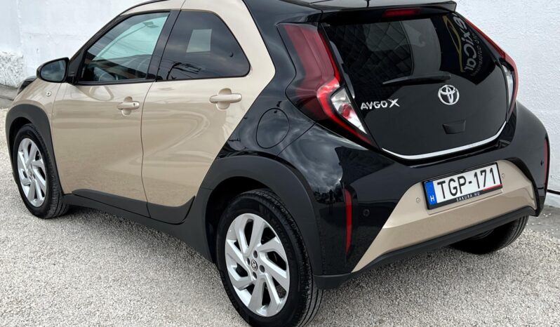 TOYOTA AYGO X 1.0 VVT-i Style Tech MAGYAR – 28.000KM – GYÁRI GARANCIÁLIS – ÚJSZERŰ!! full