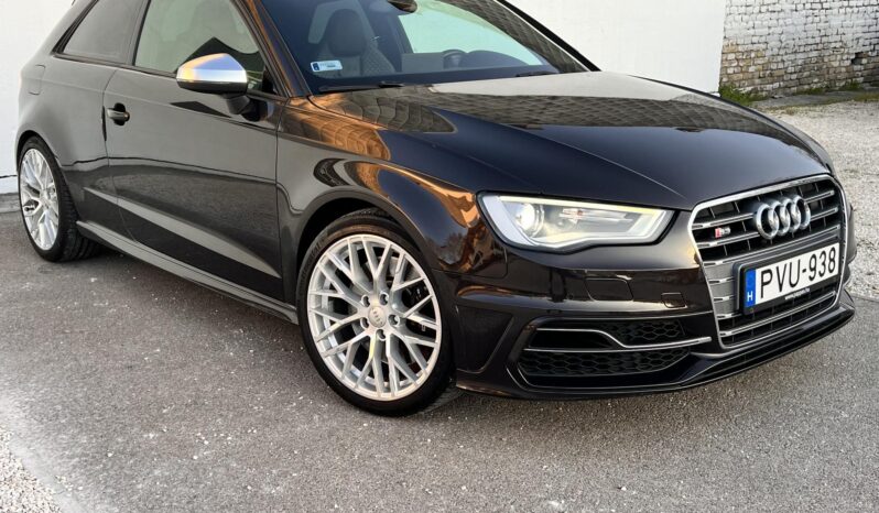 AUDI S3 2.0 TFSI quattro Vezetett szervizkönyv! Magyaro-i! GYÖNYÖRŰ!!! full