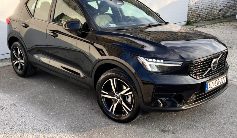 VOLVO XC40 2.0 [B3] MHEV Plus Dark Black Edition DCT Magyarországi ÁFA-s!!! 22400km! ÚJSZERŰ!!! full