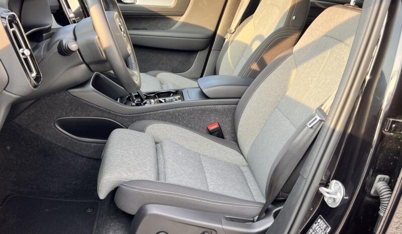 VOLVO XC40 2.0 [B3] MHEV Plus Dark Black Edition DCT Magyarországi ÁFA-s!!! 22400km! ÚJSZERŰ!!! full