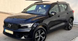 VOLVO XC40 2.0 [B3] MHEV Plus Dark Black Edition DCT Magyarországi ÁFA-s!!! 22400km! ÚJSZERŰ!!!