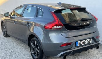 VOLVO V40 2.0 D [D3] R-Design Momentum Geartronic Vezetett szervízkönyv!!! Sérülésmentes!!! full