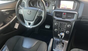 VOLVO V40 2.0 D [D3] R-Design Momentum Geartronic Vezetett szervízkönyv!!! Sérülésmentes!!! full
