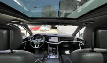 VOLKSWAGEN TOUAREG 3.0 V6 TDI Elegance Tiptronic ic Magyarországi!!! Vezetett szervízkönyv!!! Full-Full!!! full