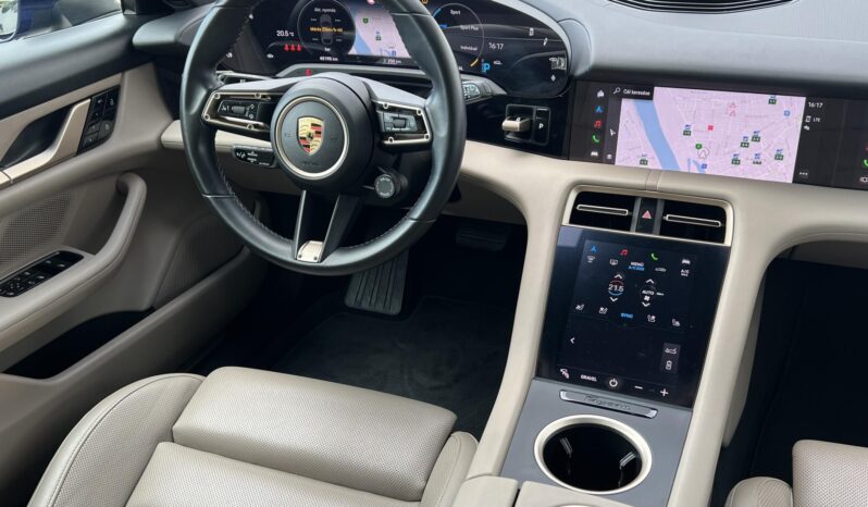 PORSCHE TAYCAN 4S Cross Turismo 45.000kM!!! Panorámatető!!! 93KW!!! 570Le!!! Gravel sport!!! OFF ROAD PACK!!! full