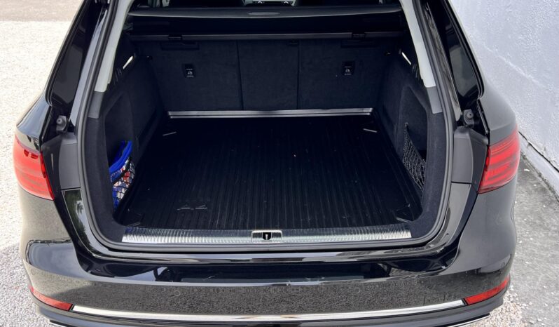 AUDI A4 Avant 2.0 TFSI Design S-tronic 84.000km Magyarországi GYÖNYÖRŰ!!! full