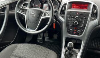 OPEL ASTRA J Sedan 1.6 Enjoy Magyarországi!!!! full