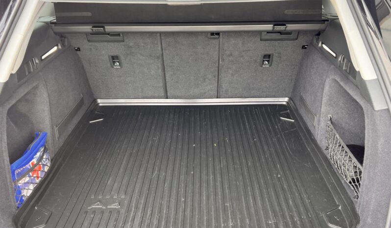 AUDI A4 Avant 2.0 TFSI Design S-tronic 84.000km Magyarországi GYÖNYÖRŰ!!! full