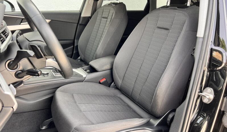 AUDI A4 Avant 2.0 TFSI Design S-tronic 84.000km Magyarországi GYÖNYÖRŰ!!! full