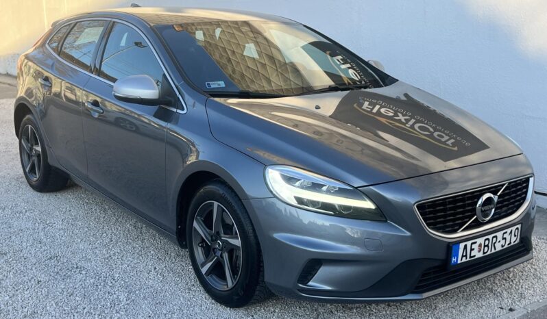 VOLVO V40 2.0 D [D3] R-Design Momentum Geartronic Vezetett szervízkönyv!!! Sérülésmentes!!! full