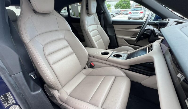 PORSCHE TAYCAN 4S Cross Turismo 45.000kM!!! Panorámatető!!! 93KW!!! 570Le!!! Gravel sport!!! OFF ROAD PACK!!! full