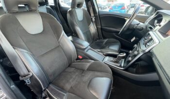 VOLVO V40 2.0 D [D3] R-Design Momentum Geartronic Vezetett szervízkönyv!!! Sérülésmentes!!! full