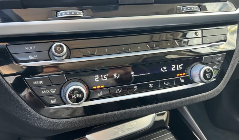 BMW X3 xDrive20i xLine (Automata) Magyarországi!!! Sérülésmentes!!! Vezetett szervízkönyv!!! full