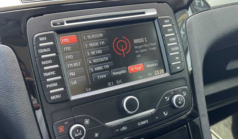 FORD S-MAX 2.0 TDCi Titanium Powershift Nagyon megkímélt állapotban!!! full