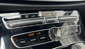 MERCEDES-BENZ E 220 d 9G-TRONIC Luxury! Vezetett szervizkönyv! full