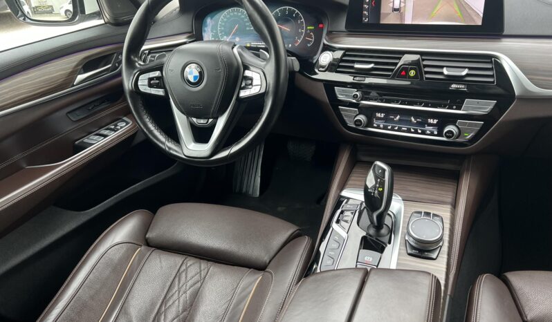 BMW 640i xDrive (Automata) Magyarországi Vezetett Szervizkönyv! LUXURY full
