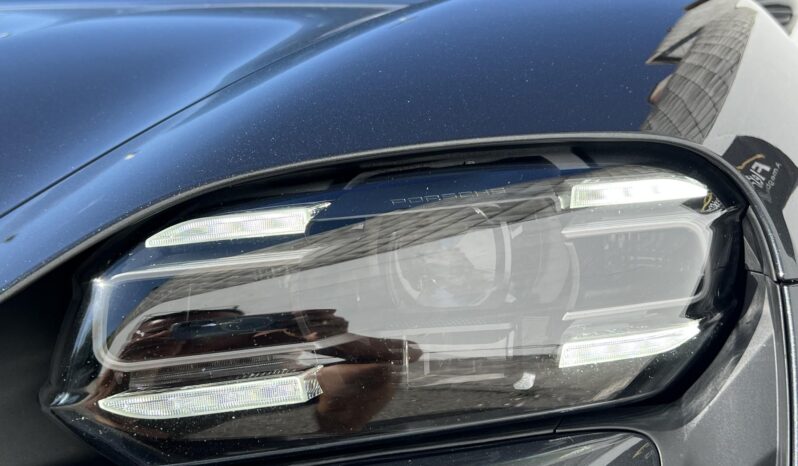 PORSCHE TAYCAN Magyarországi 1ÉV GYÁRI GARANCIÁVAL!!! Performance Plus full