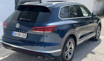 VOLKSWAGEN TOUAREG 3.0 V6 TDI Elegance Tiptronic ic Magyarországi!!! Vezetett szervízkönyv!!! Full-Full!!! full