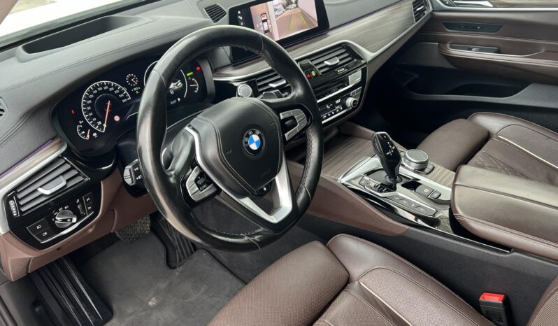 BMW 640i xDrive (Automata) Magyarországi Vezetett Szervizkönyv! LUXURY full