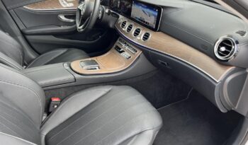 MERCEDES-BENZ E 220 d T 9G-TRONIC Mild hybrid drive Sérülésmentes! Gyári fényezés! Gyönyörű állapot! Vezetett szervizkönyv! full