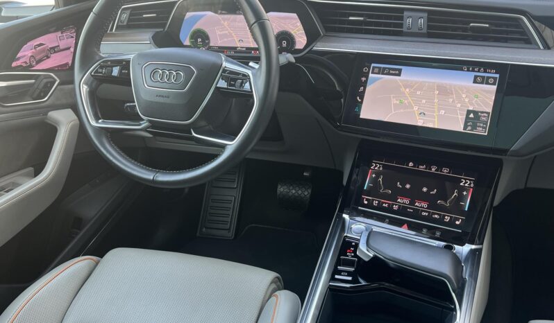 AUDI E-TRON Sportback 55 Advanced quattro (Automata) Légrugó! Panoráma tető! Mátrix LED! B&O! Head Up! full