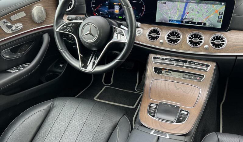 MERCEDES-BENZ E 220 d T 9G-TRONIC Mild hybrid drive Sérülésmentes! Gyári fényezés! Gyönyörű állapot! Vezetett szervizkönyv! full