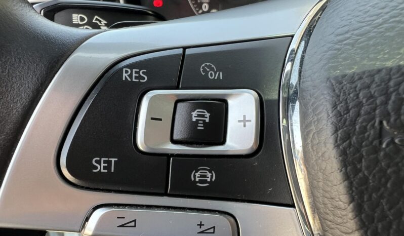 VOLKSWAGEN TOUAREG 3.0 V6 TDI Elegance Tiptronic ic Magyarországi!!! Vezetett szervízkönyv!!! Full-Full!!! full