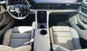 PORSCHE TAYCAN Magyarországi 1ÉV GYÁRI GARANCIÁVAL!!! Performance Plus full