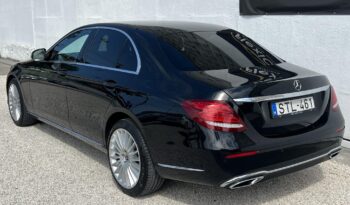 MERCEDES-BENZ E 220 d 9G-TRONIC Luxury! Vezetett szervizkönyv! full