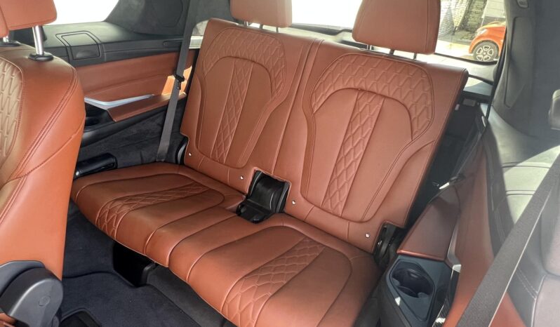 BMW X7 M50d (Automata) (6 személyes ) Vezetett szervízkönyves. gyönyörű állapot. full-full!!! full