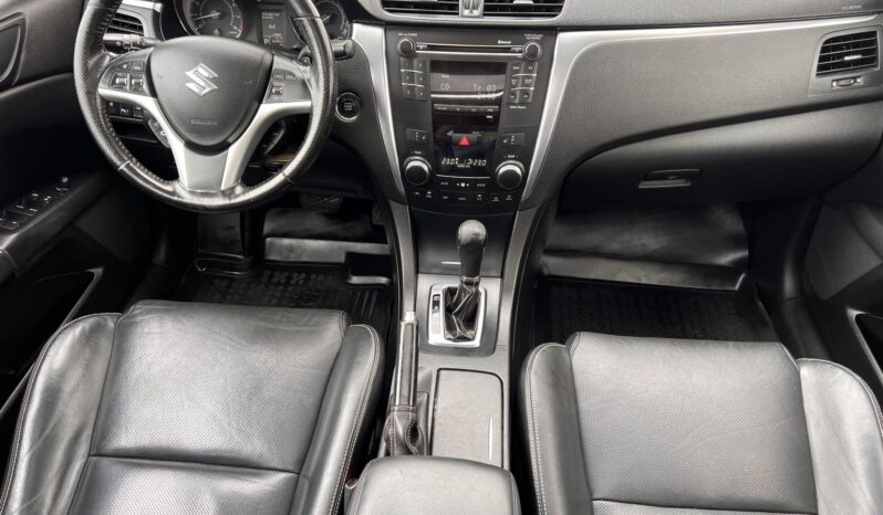 SUZUKI KIZASHI 2.4 SDLX CVT 4WD Magyarországi!!! Vezetett szervizkönyv!!! full