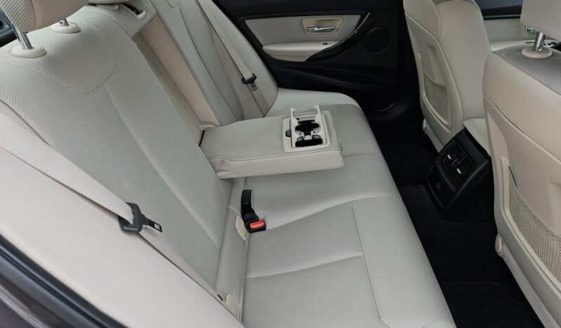 BMW 3-AS SOROZAT 318d (Automata) MAGYARORSZÁGI – 104.000 KM – ÚJSZERŰ ÁLLAPOTBAN!! full