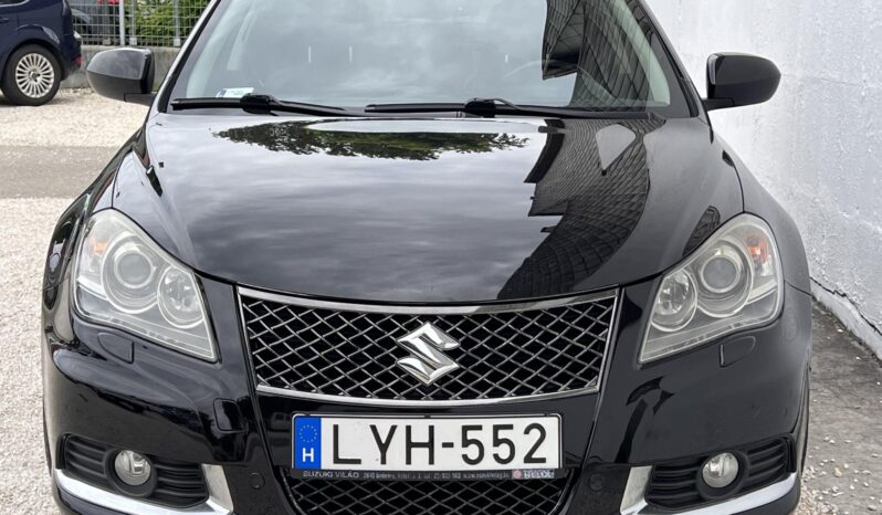 SUZUKI KIZASHI 2.4 SDLX CVT 4WD Magyarországi!!! Vezetett szervizkönyv!!! full