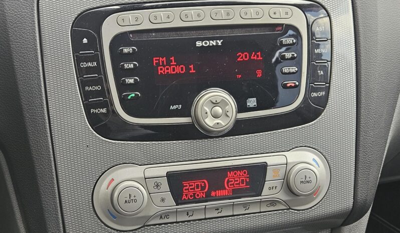 FORD FOCUS 1.6 TDCi Titanium DPF EURO5 MAGYARORSZÁGI – GYÖNYÖRŰ ÁLLAPOTBAN!! full