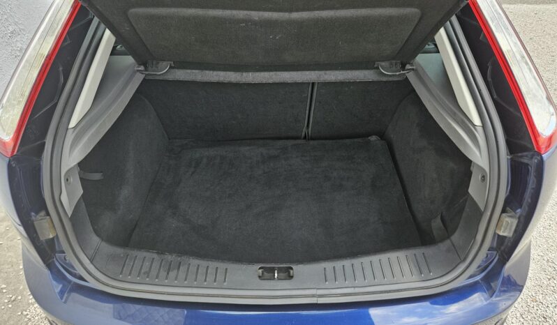 FORD FOCUS 1.6 TDCi Titanium DPF EURO5 MAGYARORSZÁGI – GYÖNYÖRŰ ÁLLAPOTBAN!! full