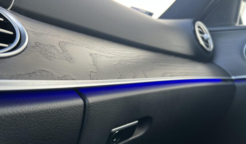 MERCEDES-BENZ E 220 d 9G-TRONIC 99000Km!!! Designo bőr belső!!! Vezetett szervízkönyv!!! full