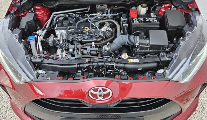 TOYOTA YARIS 1.5 VVT-i Comfort Style MAGYAR – 15.000 KM – ÚJSZERŰ ÁLLAPOTBAN!! full