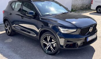 VOLVO XC40 2.0 [B3] MHEV Plus Dark Black Edition DCT Magyarországi 27% ÁFA-s számlával !!! 19600km! ÚJSZERŰ!!! full