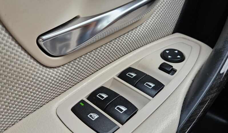 BMW 3-AS SOROZAT 318d (Automata) MAGYARORSZÁGI – 104.000 KM – ÚJSZERŰ ÁLLAPOTBAN!! full