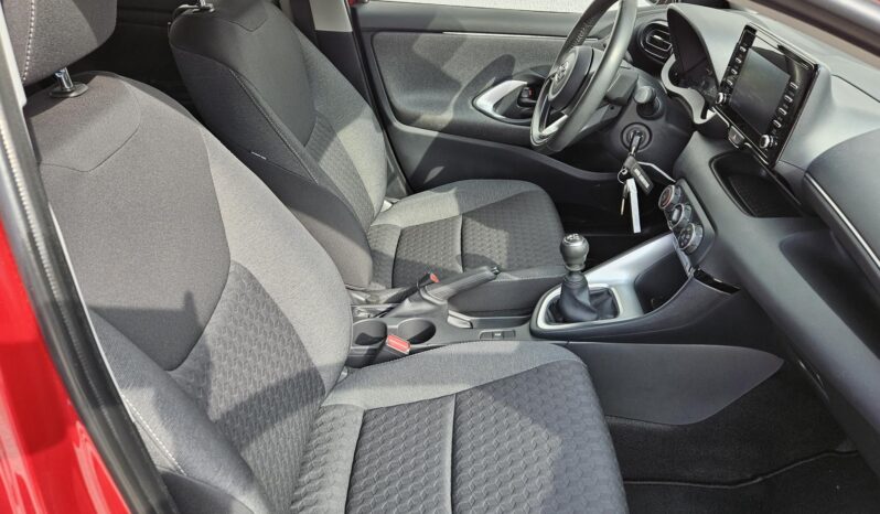 TOYOTA YARIS 1.5 VVT-i Comfort Style MAGYAR – 15.000 KM – ÚJSZERŰ ÁLLAPOTBAN!! full