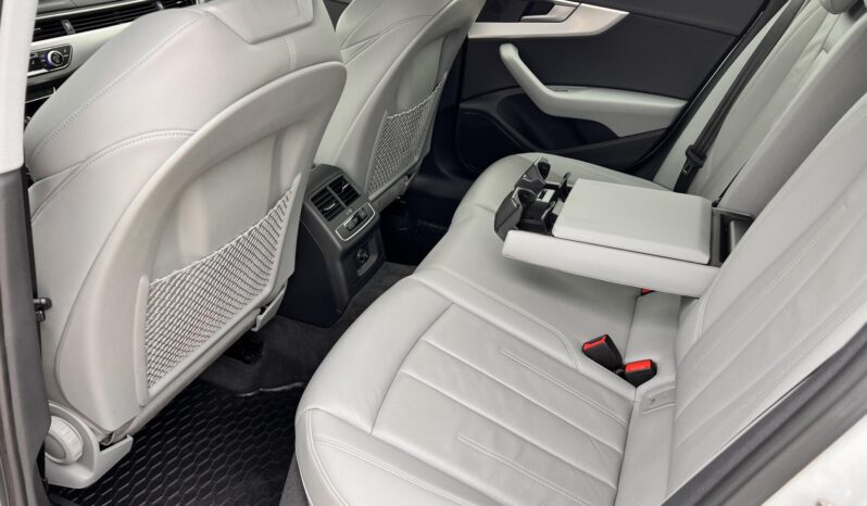AUDI A4 40 TFSI Design S-tronic Magyarországi!!! Vezetett szervizkönyv!!! Gyöngyház fehér!!! full