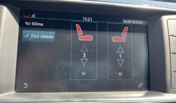 JAGUAR XE 2.0 l4D Prestige (Automata) Magyarországi. gyönyörű állapot. végig vezetett szervizkönyv! full