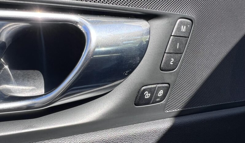 VOLVO XC60 2.0 [D4] Inscription AWD Geartronic 100.000km! Magyarországi! Ülésszellőztetéssel! GYÖNYÖRŰ!!! full