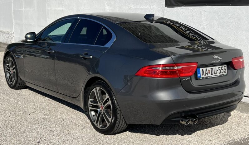 JAGUAR XE 2.0 l4D Prestige (Automata) Magyarországi. gyönyörű állapot. végig vezetett szervizkönyv! full