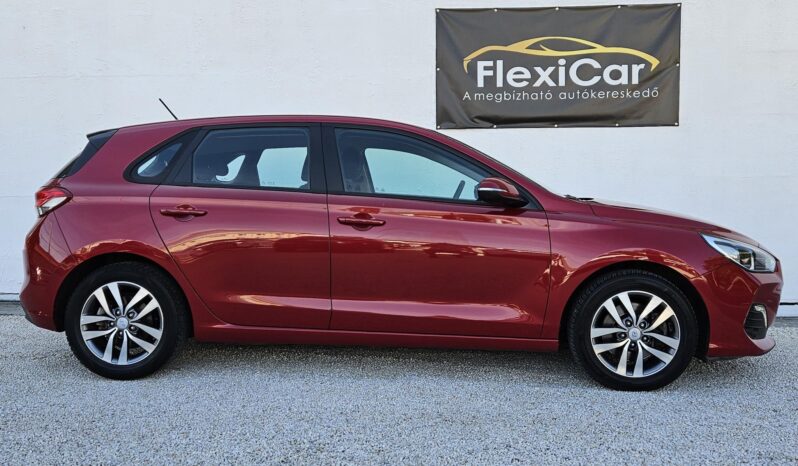HYUNDAI I30 1.4 T-GDi Comfort DCT MAGYARORSZÁGI – 80.000 KM – ÚJSZERŰ ÁLLAPOTBAN!! full