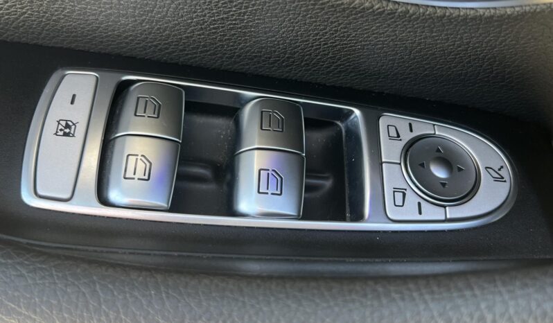 MERCEDES-BENZ E 220 d 9G-TRONIC 99000Km!!! Designo bőr belső!!! Vezetett szervízkönyv!!! full