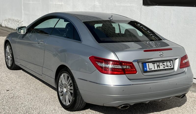 MERCEDES-BENZ E 350 CDI BlueEFFICIENCY Avantgarde (Automata) Nagyon szép állapotban! full