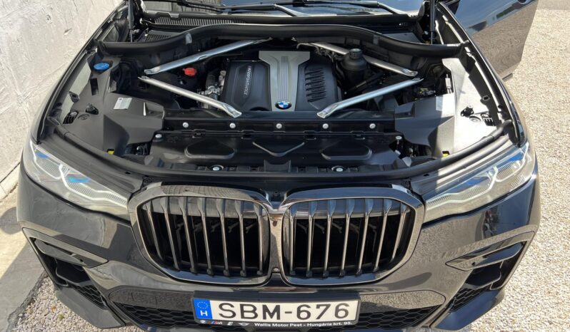 BMW X7 M50d (Automata) (6 személyes ) Vezetett szervízkönyves. gyönyörű állapot. full-full!!! full