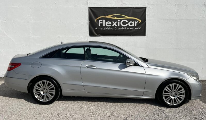 MERCEDES-BENZ E 350 CDI BlueEFFICIENCY Avantgarde (Automata) Nagyon szép állapotban! full