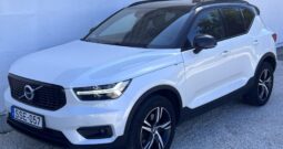 VOLVO XC40 2.0 [B4] MHEV R-Design AWD Geartronic 60.000km Magyarországi GYÖNYÖRŰ! Panorámatető Vez.sz.könyv!